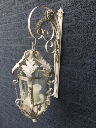 Lantern with wall bracket made of wrought iron, Old-White patina, really great looking!!!